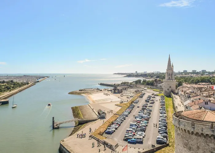 Stunning In * Surgères